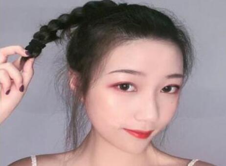 手殘黨福利！日常又減齡的6款少女發(fā)型