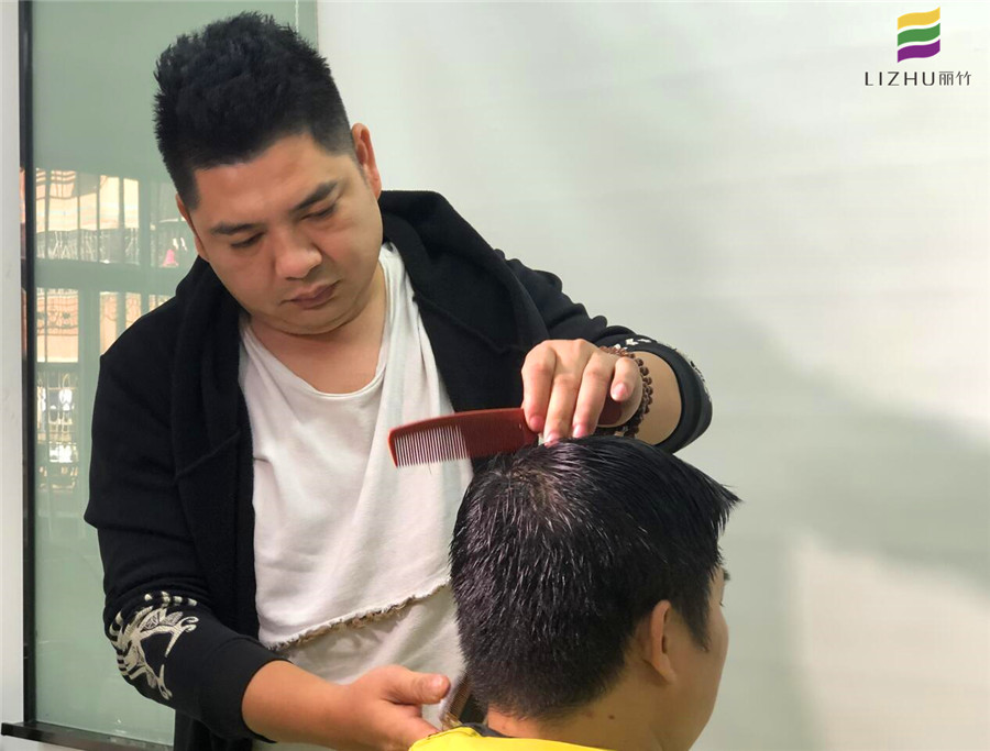 南寧美發(fā)學(xué)校：簡(jiǎn)單易學(xué)的6個(gè)剪發(fā)技巧