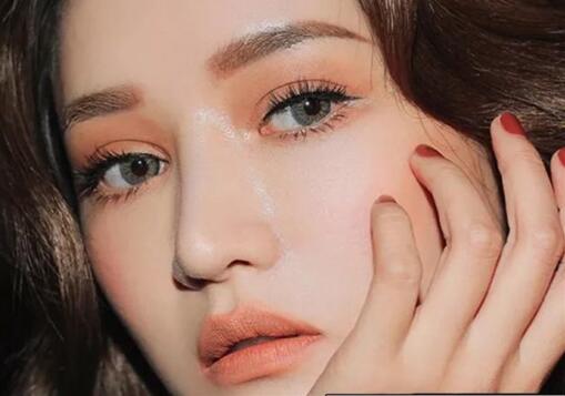 南瓜妝要怎么畫才好看？看完南寧彩妝培訓(xùn)的教程就懂了