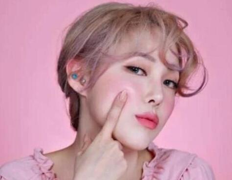 5分鐘化妝教程，讓你上班上學(xué)不遲到