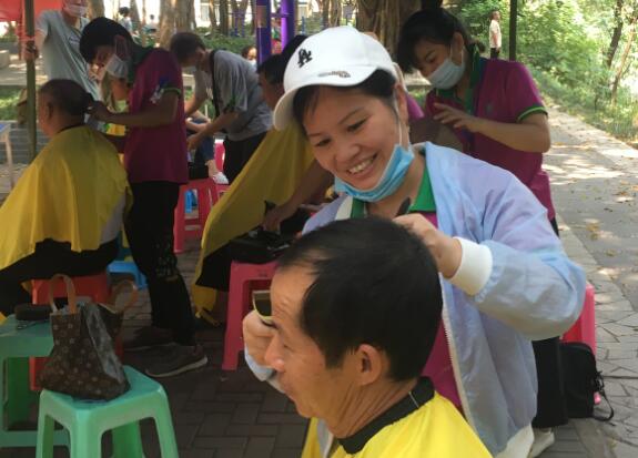 麗竹美發(fā)學員，歡迎你們常常來