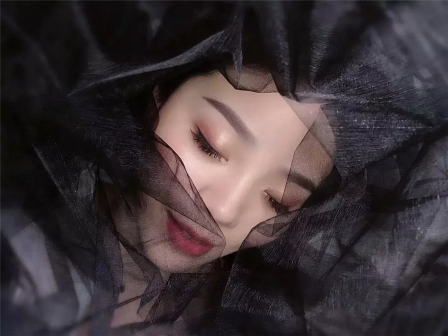 廣西紋繡學(xué)校：入門(mén)必備紋繡技巧