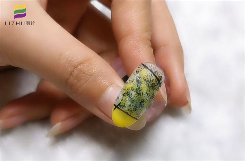 美甲基礎知識（貼甲，卸甲）技巧