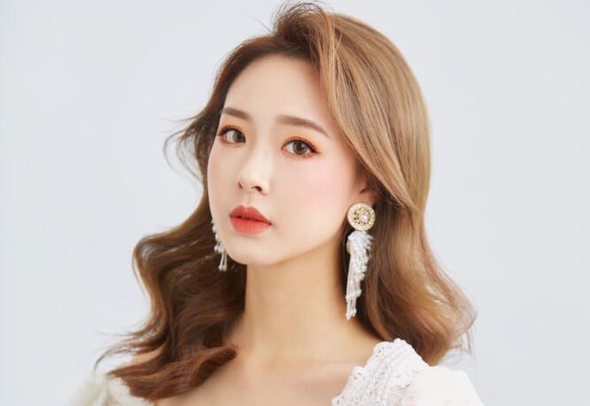 麗竹彩妝作品：清爽韓式新娘造型