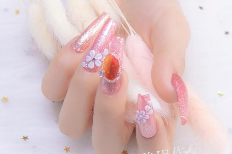 南寧專(zhuān)業(yè)美甲培訓(xùn)中心：怎么才算是好的美甲