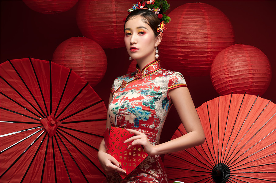 廣西彩妝培訓：精致民國旗袍造型