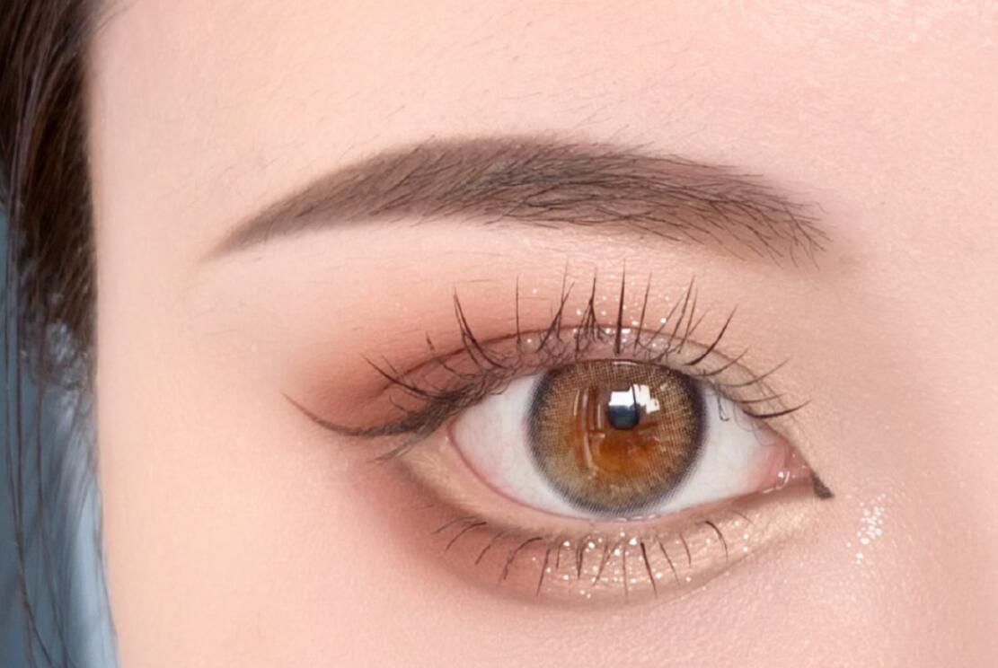 “玫瑰冰茶”眼妝教程，體現(xiàn)南寧化妝班哪家好