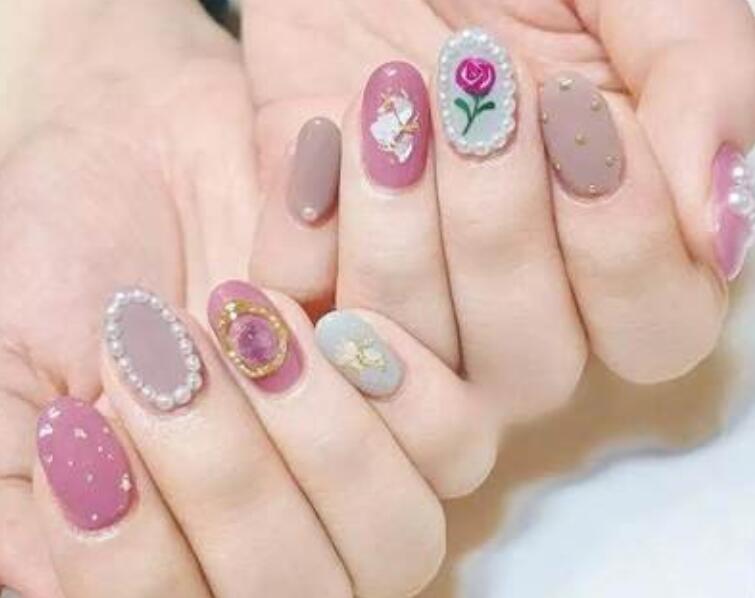 美甲怎么保養(yǎng)更持久？南寧專業(yè)美甲培訓(xùn)告訴你