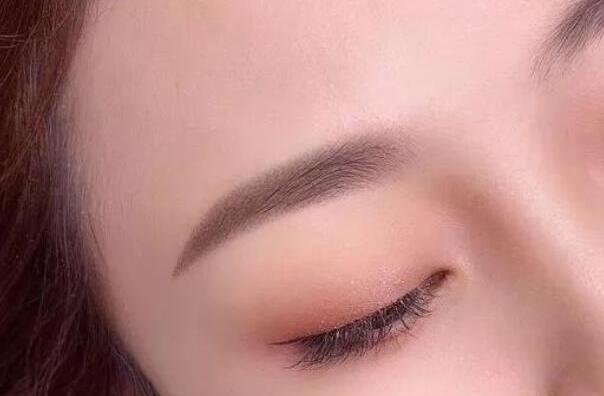 條眉為什么不上色？廣西正規(guī)紋繡培訓幫你解答