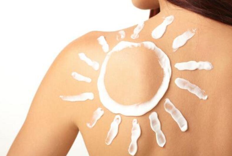 這樣涂才是真“防曬”？快來和廣西美容學(xué)校學(xué)習(xí)