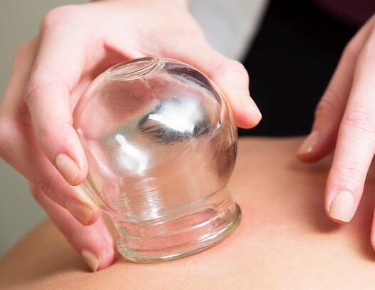 4種不同的拔罐方法，廣西美容學(xué)校整理好了