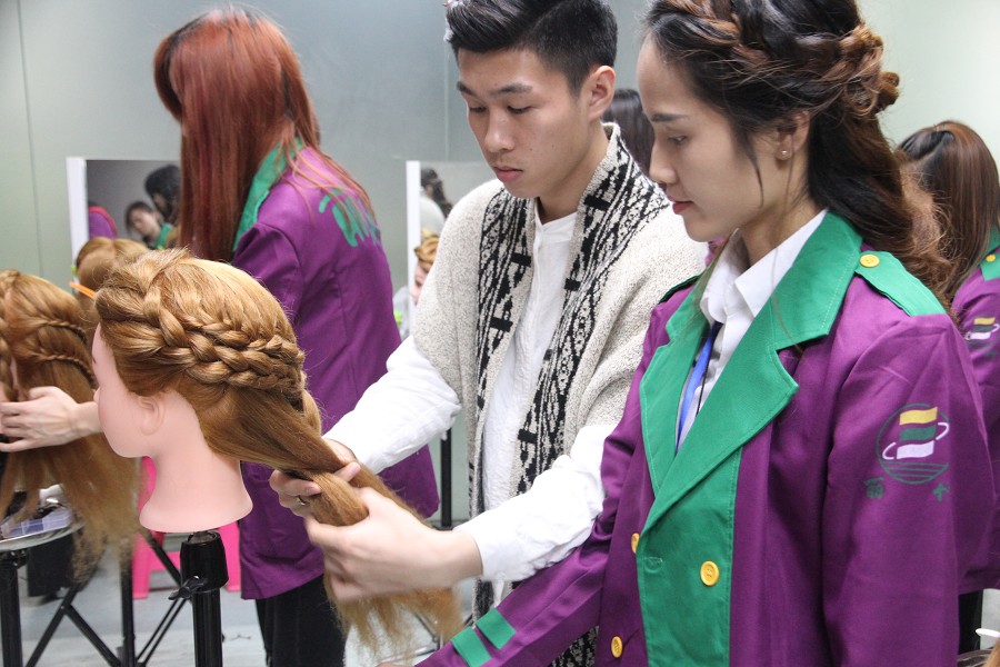 你有100種發(fā)型可以美翻整個(gè)人生！