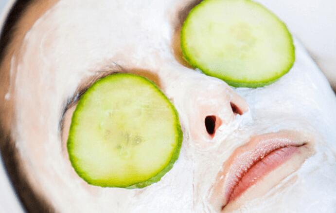 男士敷面膜的注意事項(xiàng)？廣西師資強(qiáng)的美容學(xué)?？偨Y(jié)好了