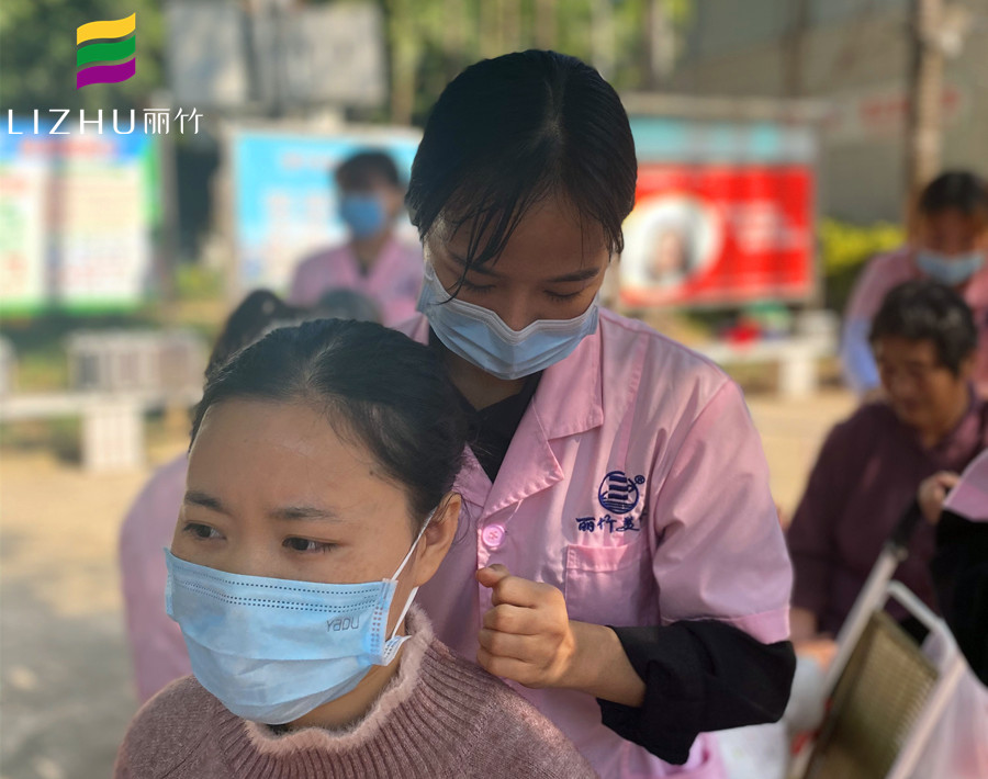 感謝學(xué)校！感謝老師！感謝同學(xué)---南寧美容學(xué)校學(xué)子感言