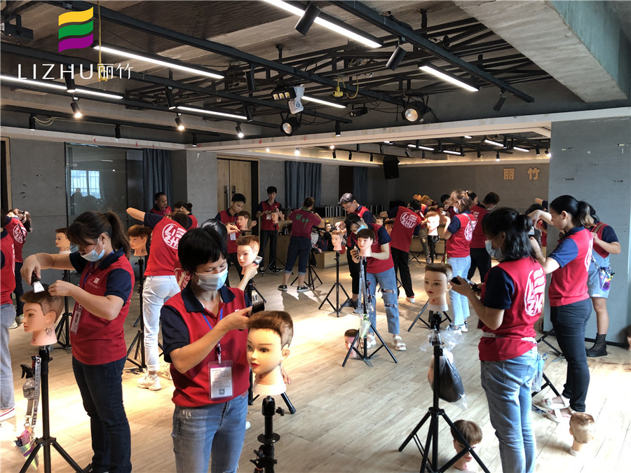 平頭怎么剪？南寧口碑好的美發(fā)培訓開講