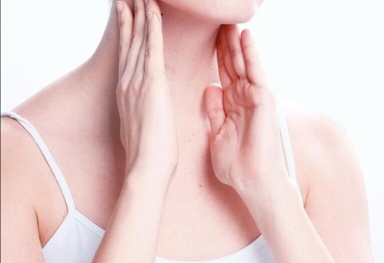 頸部怎么保養(yǎng)？南寧美容培訓(xùn)中心給你教程