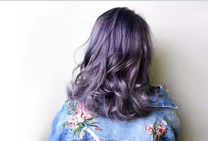 云朵燙發(fā)怎么護(hù)理？南寧美發(fā)師培訓(xùn)怎么說