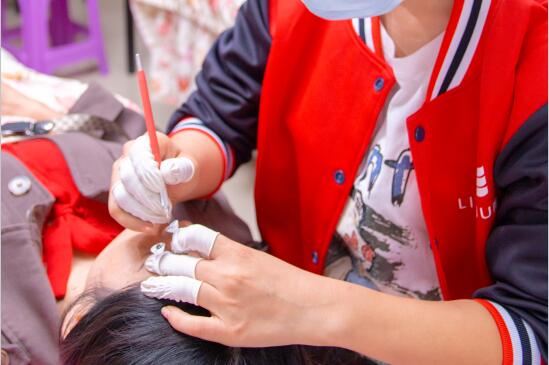 如何選擇紋繡色乳？南寧紋繡培訓學校手把手教你