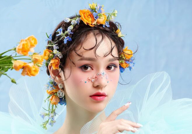 田園風(fēng)新娘有哪些特點(diǎn)？廣西教新娘妝的學(xué)校分享給你