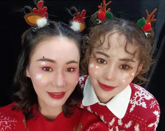 打造你的專屬圣誕妝容，南寧化妝學(xué)習(xí)機(jī)構(gòu)分年