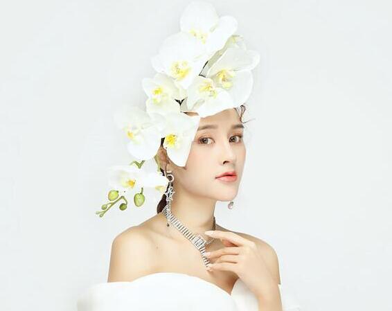 鮮花在彩妝中的重要性 ，南寧化妝培訓(xùn)分享