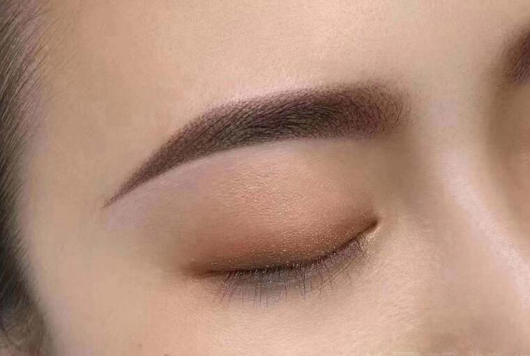 紋眉選色的技巧 | 廣西南寧紋繡學校