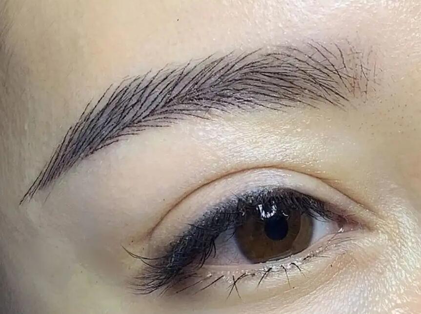 廣西紋繡手把手教學：紋繡師不當“背鍋俠”