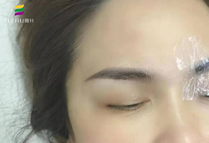 紋眉后如何快速消腫？南寧學紋繡技術