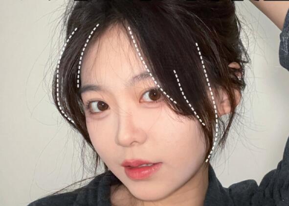 圓臉妹紙必學(xué)的八字劉海教程，南寧美發(fā)培訓(xùn)機(jī)構(gòu)分享