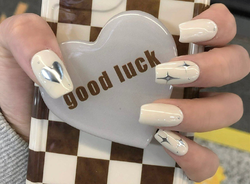 小情調(diào)春日美甲，廣西美甲培訓(xùn)機(jī)構(gòu)精彩推薦