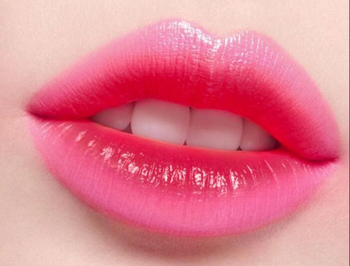 紋唇不同年齡如何選色？廣西眉眼唇學(xué)校課程