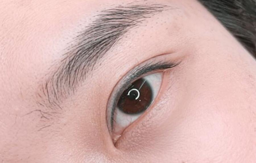 紋眉如何設(shè)計(jì)眉峰？南寧專業(yè)正規(guī)紋繡學(xué)校解析