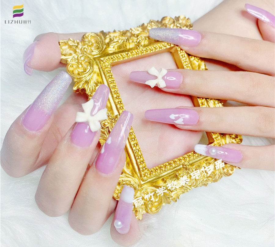 光療美甲怎么保養(yǎng)？南寧美甲基礎班課程學習