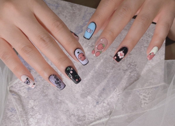 網(wǎng)紅美甲款式 | 廣西美甲職業(yè)培訓學校推薦