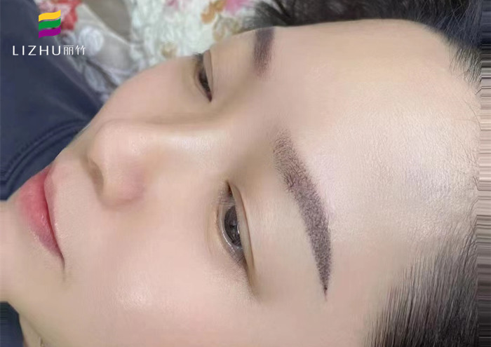 一年內(nèi)可以紋幾次眉毛？廣西南寧紋繡學(xué)校解答