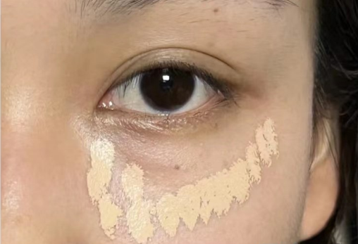 黑眼圈遮瑕教程 | 南寧化妝基礎專業(yè)學校分享