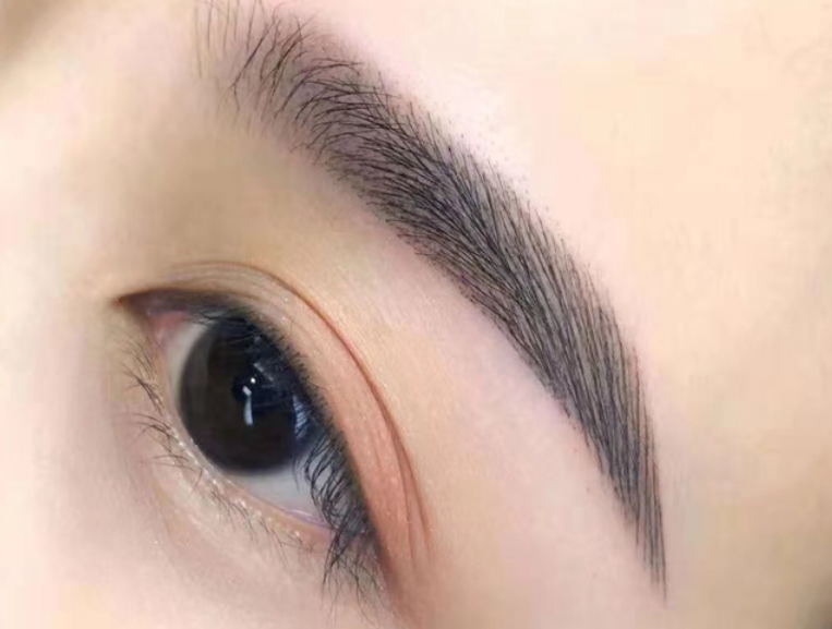 紋眉的價格怎么決定？南寧紋繡十大名校揭秘