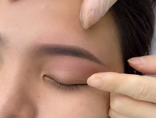 南寧學(xué)紋眉毛：紋繡新手技術(shù)提升技巧之邊框處理