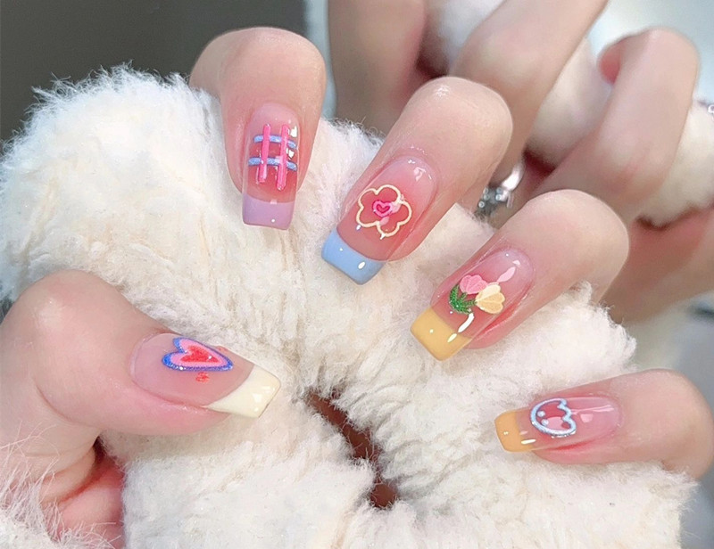 夏日氣質(zhì)少女美甲，南寧美甲培訓(xùn)