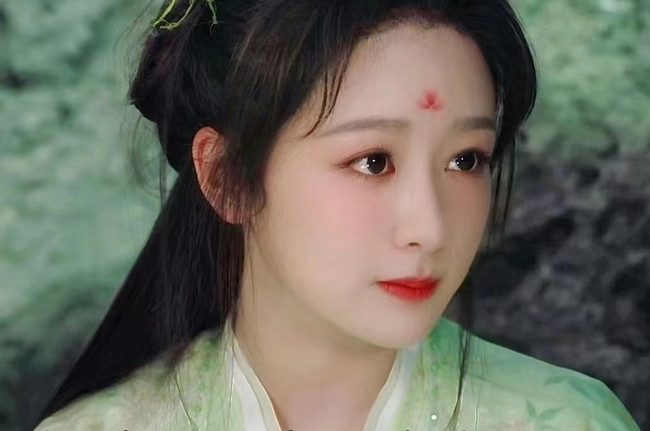 小夭《長相思》妝容教程，南寧化妝培訓(xùn)明星仿妝