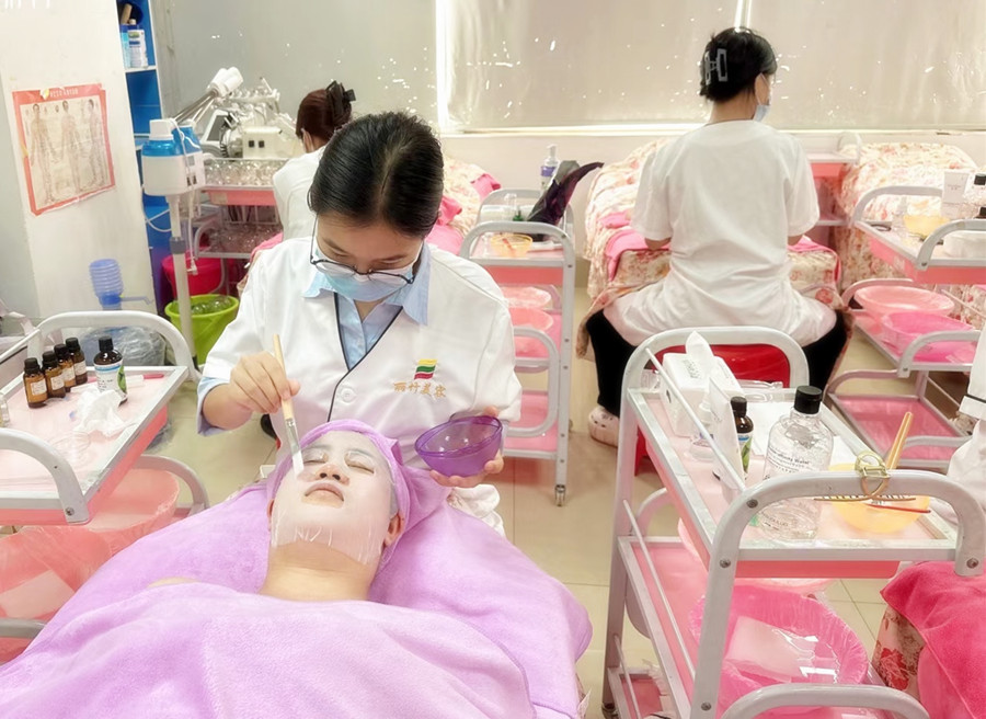 冬季護(hù)膚的誤區(qū)，南寧學(xué)美容面部管理