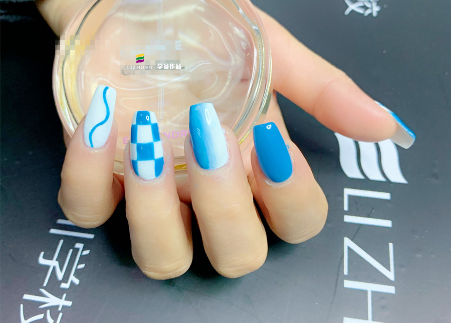 指甲油顏色選擇的技巧，美甲基礎(chǔ)講解