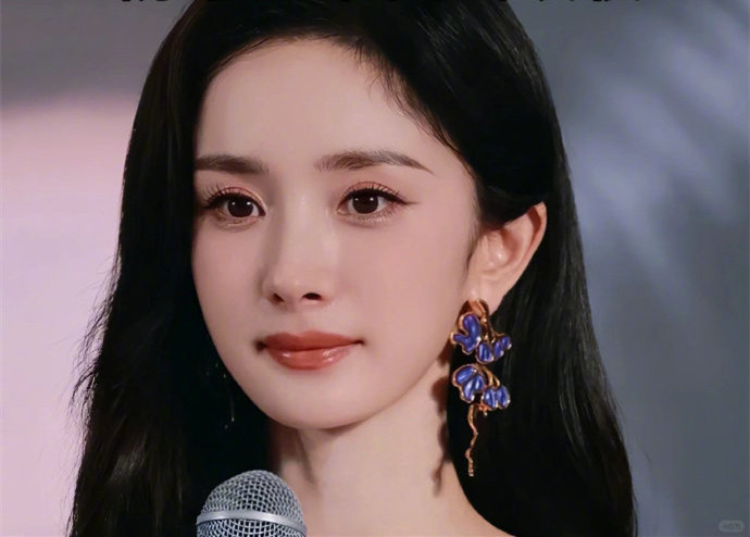 楊冪溫柔仙氣眼部妝容，南寧明星化妝學校分享