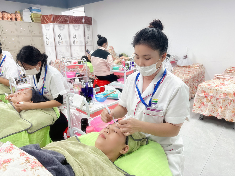 ?學美容心得體會：選擇麗竹，把握成功