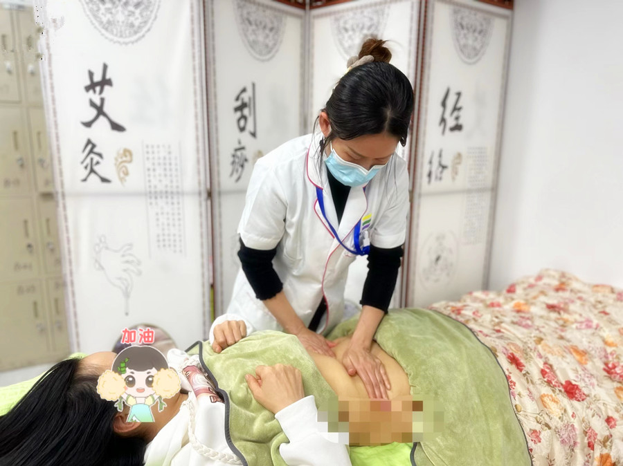 揉按腹部的好處，廣西美容美體專業(yè)學(xué)院分享