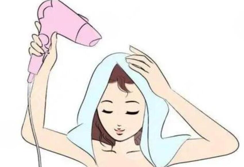 護(hù)發(fā)精油的正確用法，南寧美發(fā)洗頭培訓(xùn)班教學(xué)