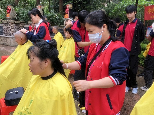 廣西學(xué)美發(fā)有實踐嗎？歡迎到廣西理發(fā)職業(yè)學(xué)校