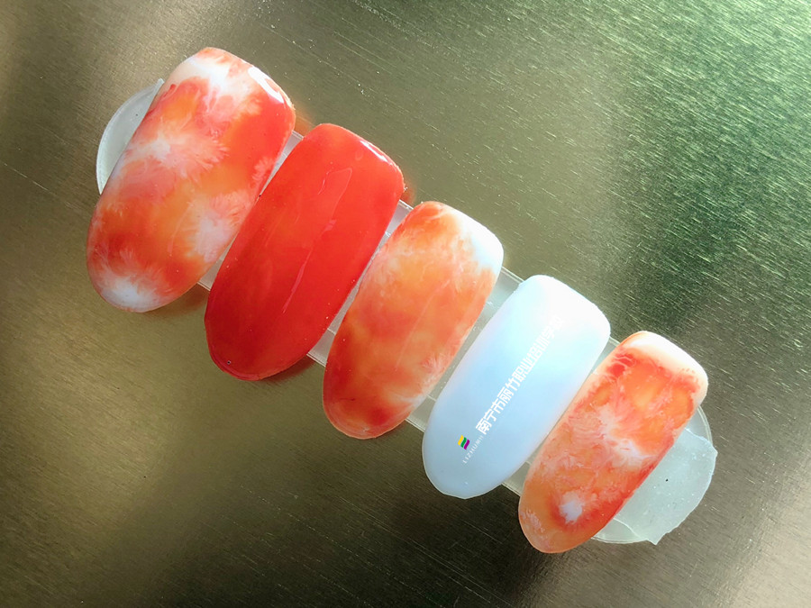 暈染美甲如何銜接自然的方法，美甲教程新手入門