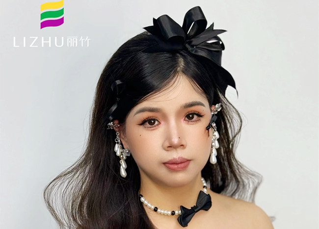 千金披發(fā)造型，學化妝美沒經(jīng)驗作品