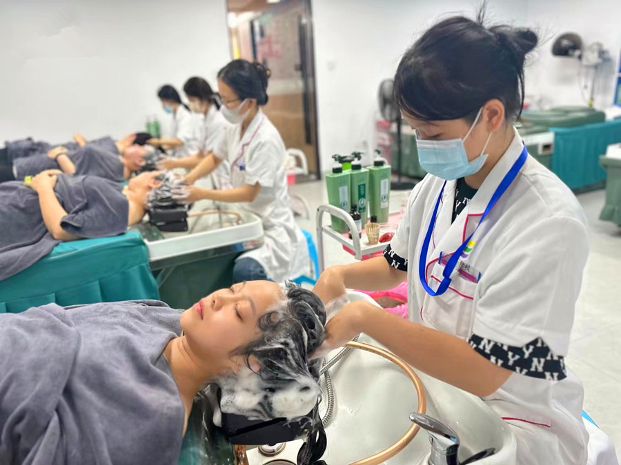 頭療養(yǎng)發(fā)有什么項(xiàng)目？南寧頭療培訓(xùn)學(xué)校課程講解